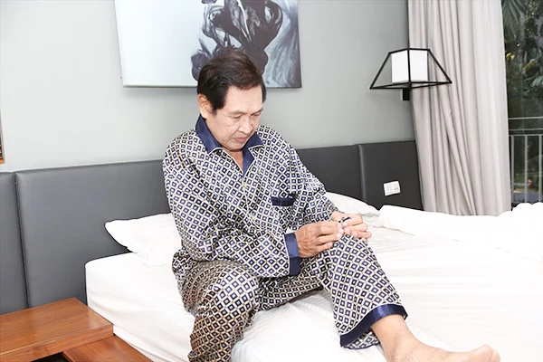 Rượu-Xoa-Bóp-Chữa-đau-nhức-xương-khớp